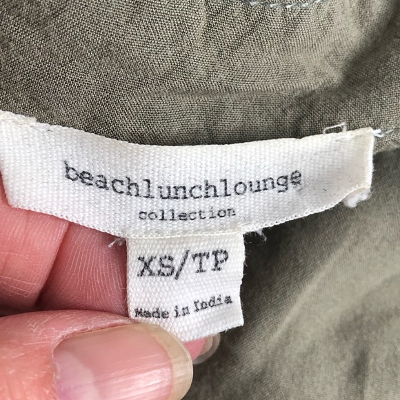 BeachLunchLounge Light Green Button Down Shirt XS - Picture 4 of 8